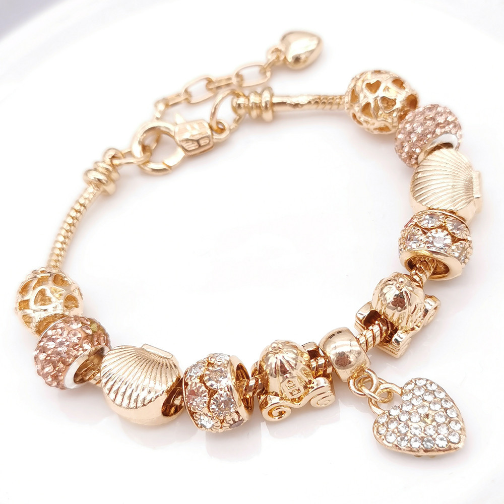 40g Weight Alloy Pendant Material Diamond Inlay Material Bracelets Classification Alloy Chain Material 1 Piece Quantity Holiday, Daily, Street Occasion Alloy Material Letter, Heart Shape Pattern Unisex Gender Plating Design Simple Style Style Simple Style Letter Heart Shape Diamond Alloy Wholesale Bracelets 1