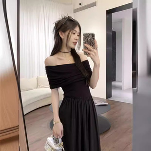 �ձ��Lһ�ּ��ɫ�B��ȹŮ�¿������@��a�֚��|�߼������e�Lȹ��