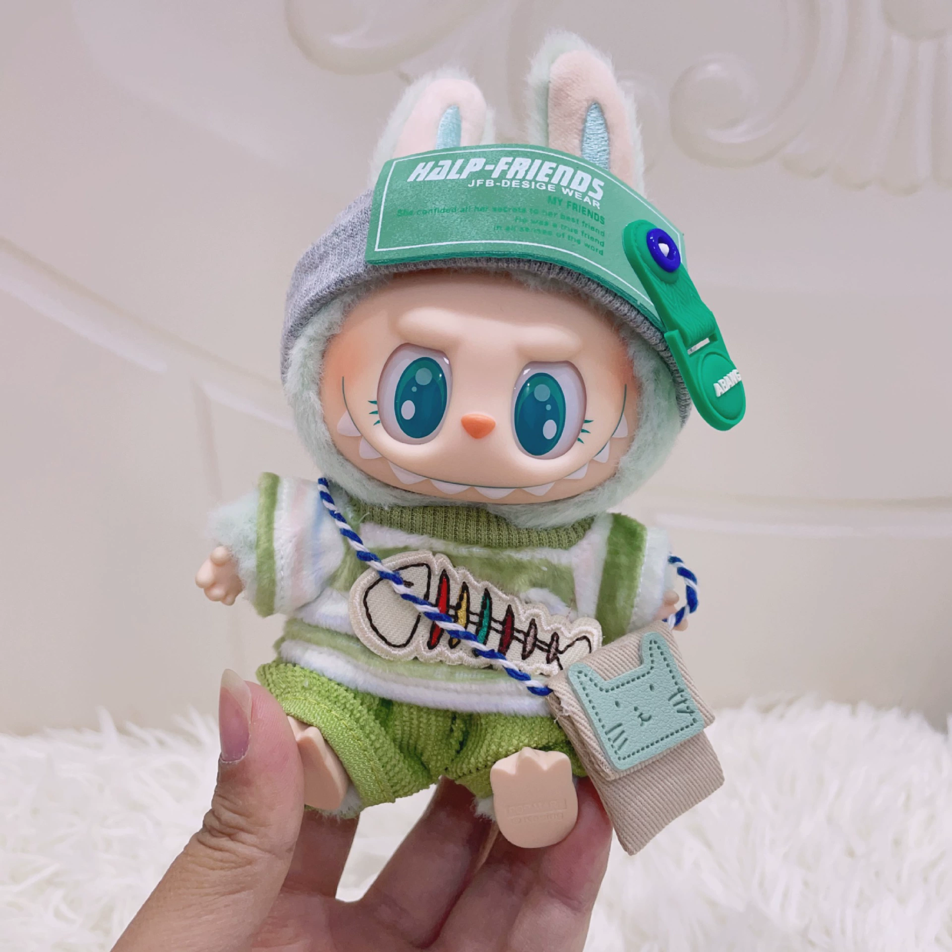 Только одежда] Брелок Labubu первого и второго поколения, кулон-одежда Labubu, Rabu bubu одежда, набор с сумочкой в форме рыбьей кости, милый