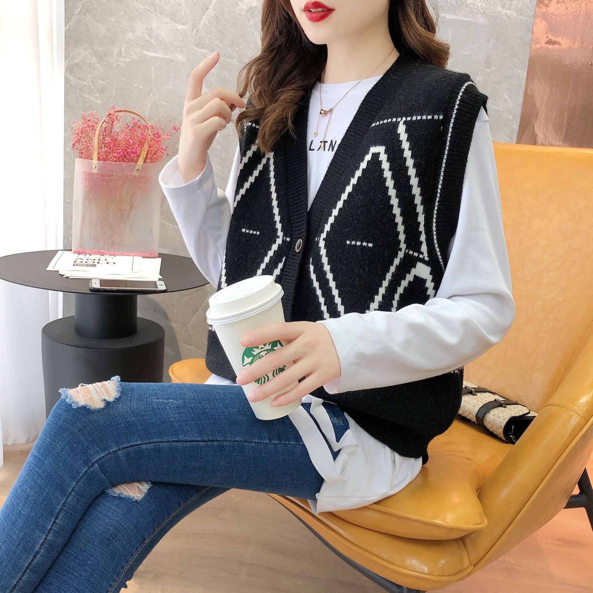 Gilet femme en Mélange de fibres chimiques - Ref 3434638 Image 3