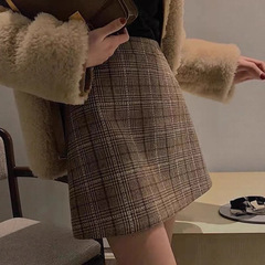 秋冬加厚毛呢格子半身裙女2025新款高腰显瘦a字裙包臀短裙小个子