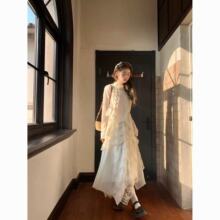 设计感拼接蕾丝T恤大码套装裙女胖mm显瘦a字半身裙春印染裙套装