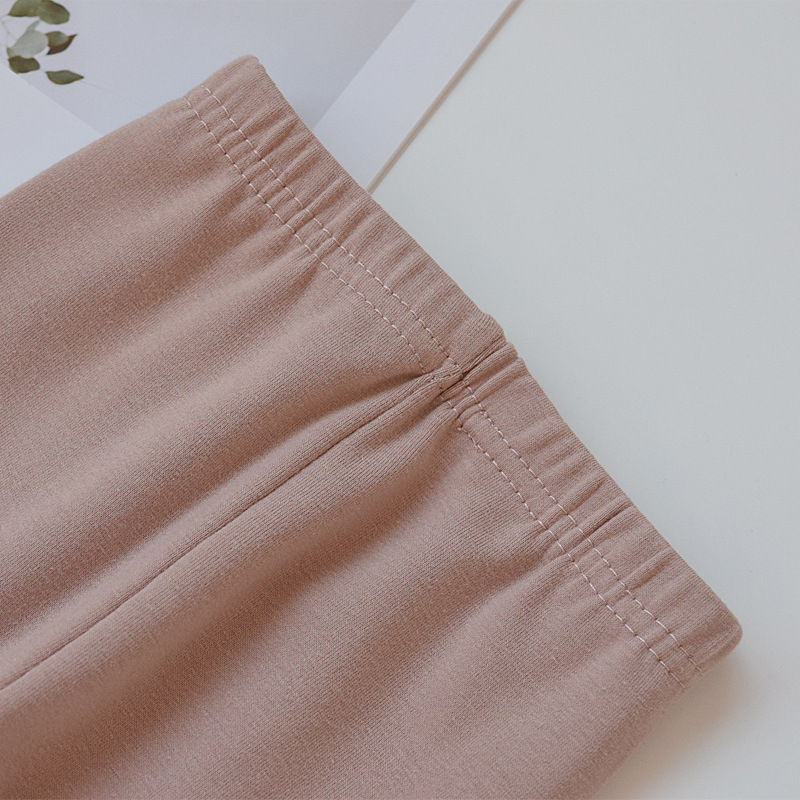 Polainas de las niñas primavera y otoño desgaste exterior fino nuevo estilo occidental polainas de los niños medianos y grandes