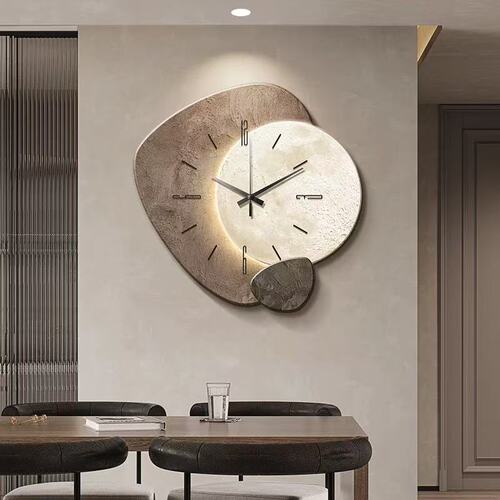 Warm-Hearted Time Wall Clock for Living Room—Light Luxury, Fashionable, Simple, Modern Decorative Quartz Clock for Wall Hanging, Internet-Famous for Restaurants