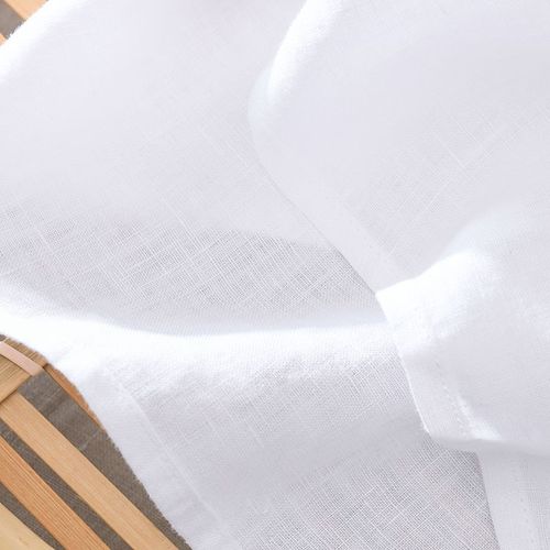 A breathable linen T-shirt, summer thin retro linen small stand-up collar short-sleeved shirt for men, half-sleeve white