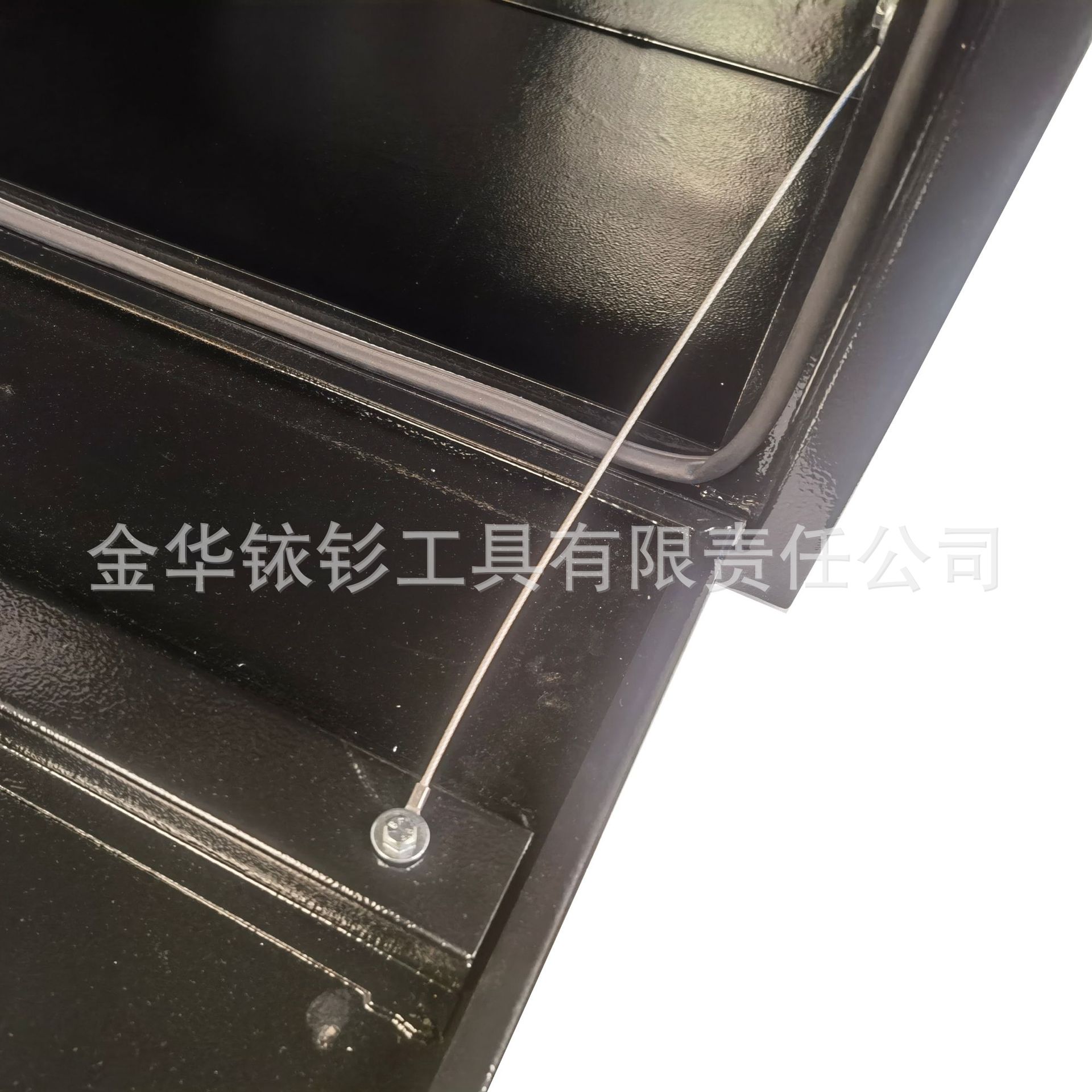 Cross-Border Hot-Selling Truck Pickup Truck Transporter Heavy-Duty Iron Storage Tool Box