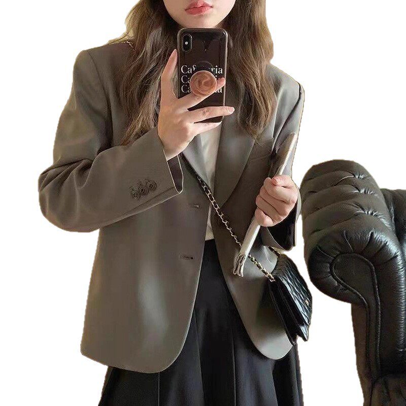 Áo blazer nữ kiểu ngắn dáng vest thanh lịch tay dài cổ vest một hàng hai nút — Màu mơ nhạt (bán trực tiếp tại nhà máy), Màu nâu (bán trực tiếp tại nhà máy), Màu xám đậm (bán trực tiếp tại nhà máy), Màu đen (bán trực tiếp tại nhà máy)