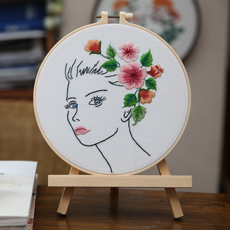 Bordado Diy Butterfly Colgante Lu Bordado Hecho a mano Paquete de material Juego de tres piezas Inglés Creative Children's Gift Flower Colgante