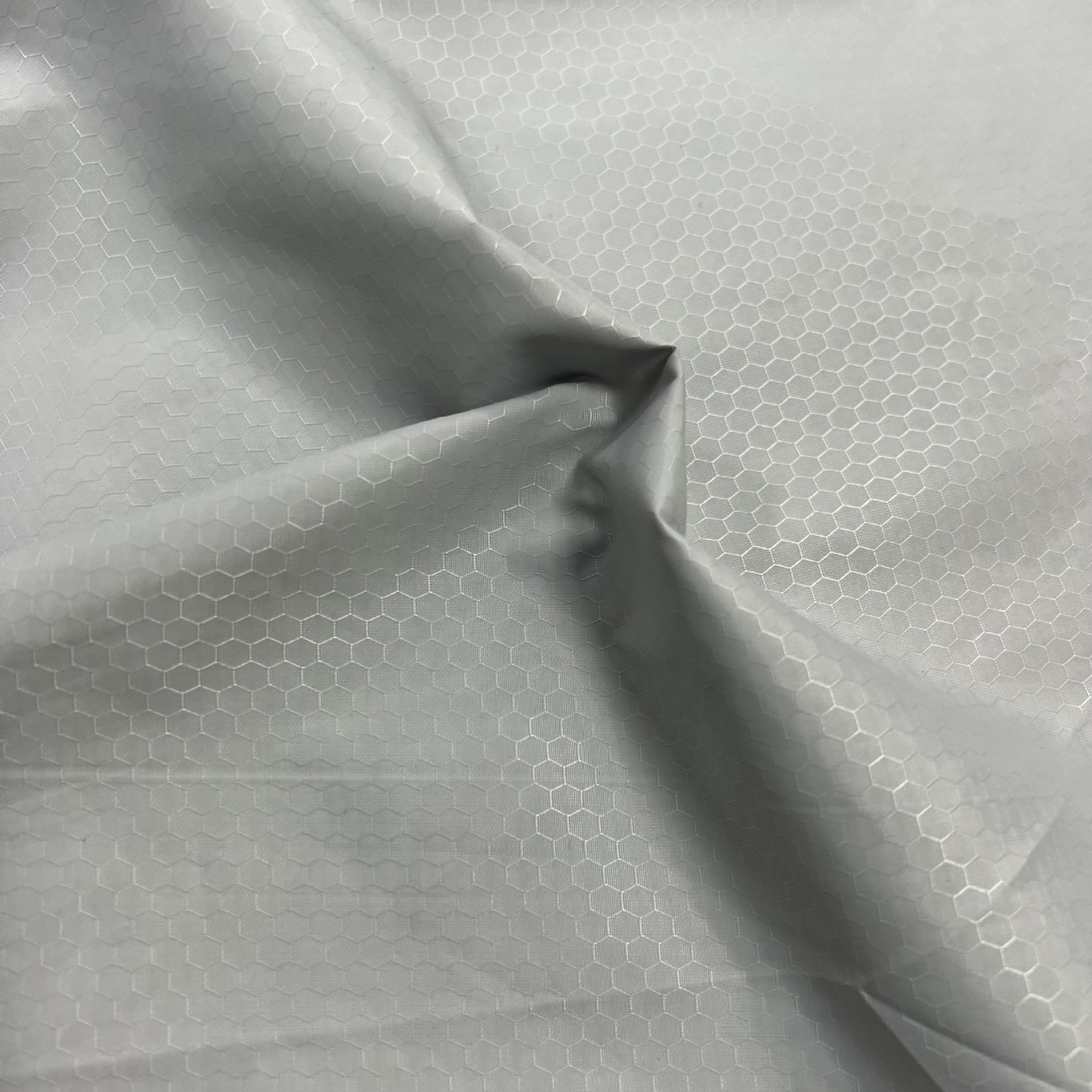 格子尼丝纺 现货格子尼丝纺 足球格尼丝纺 40D格子布足球格尼龙布