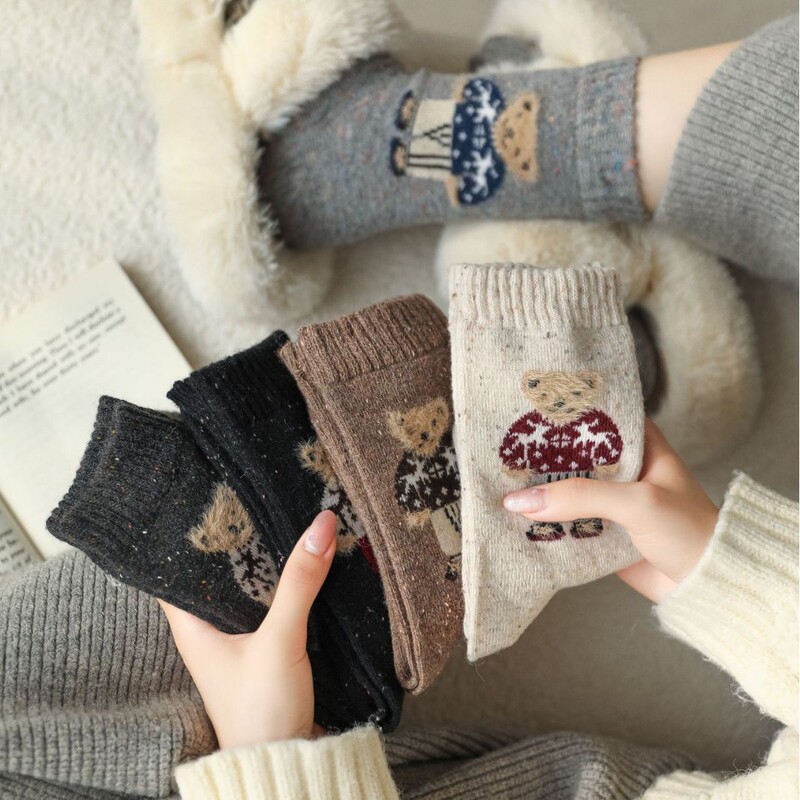Retro sweater bear "cartoon wool socks children's tube socks autumn and winter new flocking design pile socks women