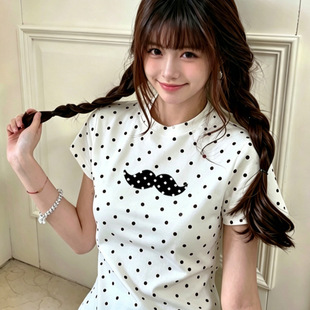 ��ɫ����A�I���c�OӋ�ж���T��Ů�ļ��¿�С������ӡ����������
