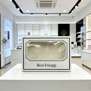 �F؛PVC͸���_�촰���b��4-5�l�bŮʿ��ѝ���жYƷ������