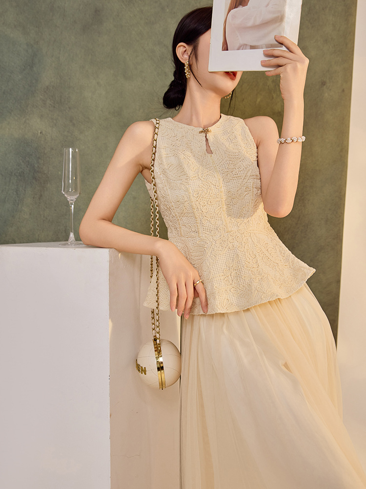 Bộ váy liền thân thêu cao cấp phong cách Trung Quốc mới mùa hè, phối chân váy lưới — Váy nửa, Áo ba lỗ