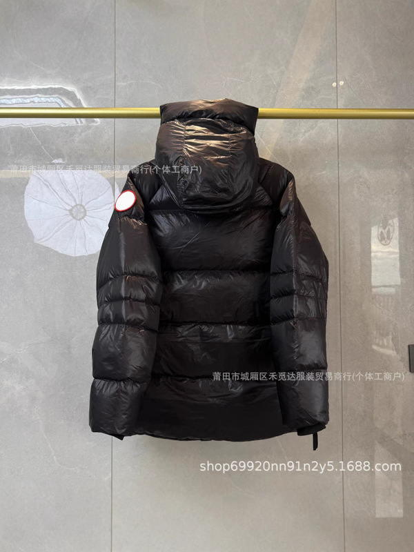 Cross-border e-commerce: Canada Goose 2239 women’s down jacket, a fashionable and versatile winter puffer coat