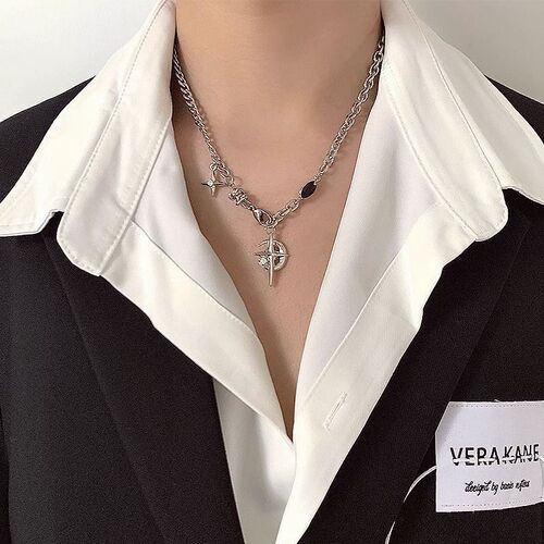 Titanium steel versatile necklace men's trendy light luxury niche high-end accessories ins hip-hop street chain pendant