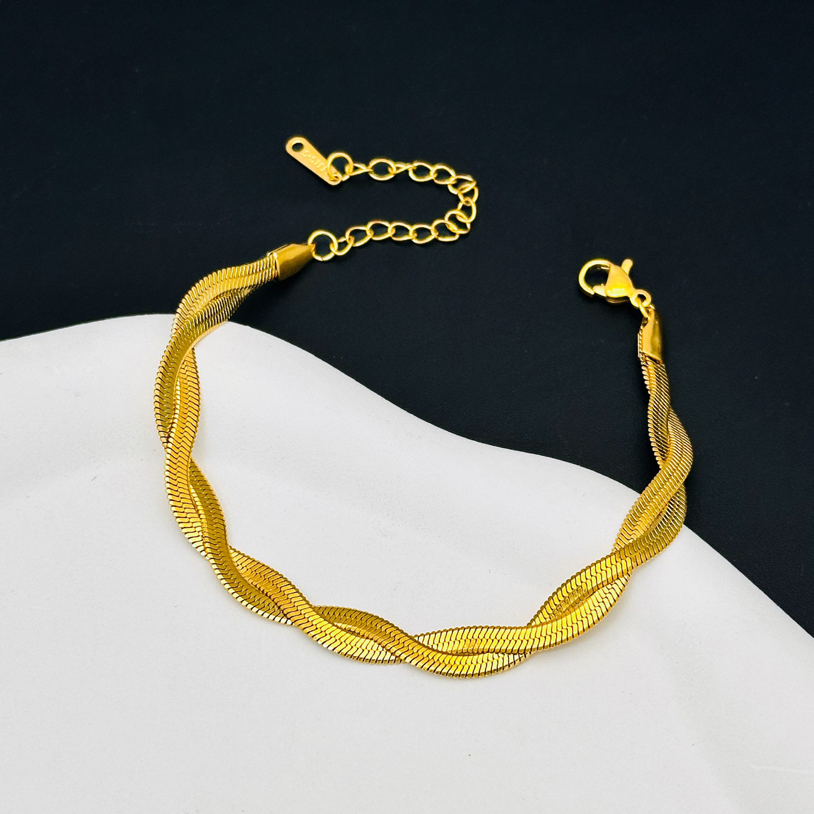Nicho de diseño de cadena de clavícula de acero inoxidable trenzado de dos hebras pulseras de oro 18K collares joyas de tobillas para mujeres