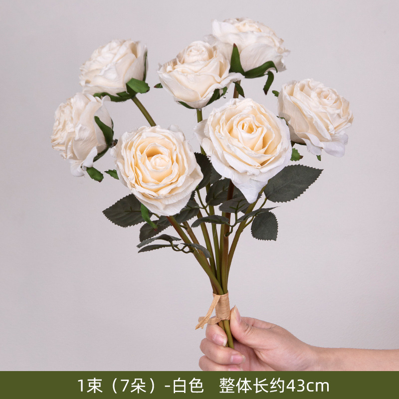 Rosas de seda de imitación de flores de lichia rosa mano ramo de flores decoración interior europea flores falsas