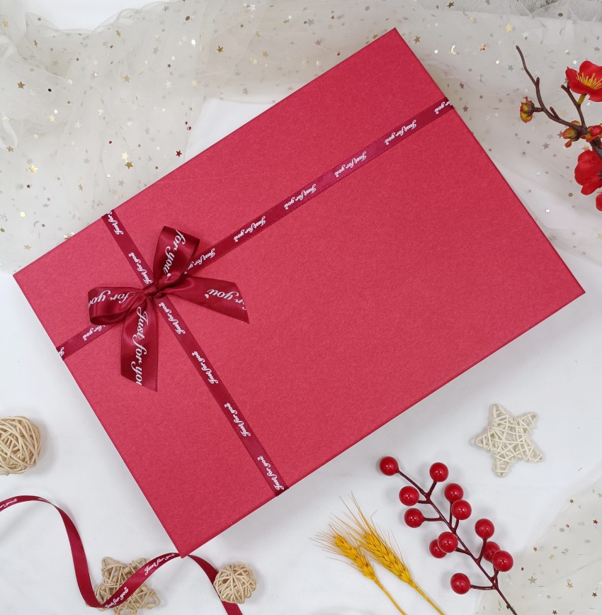 Caja de regalo rectangular de oro caja de regalo de cumpleaños ropa de camisa embalaje caja vacía caja de bocadillos caja personalizada