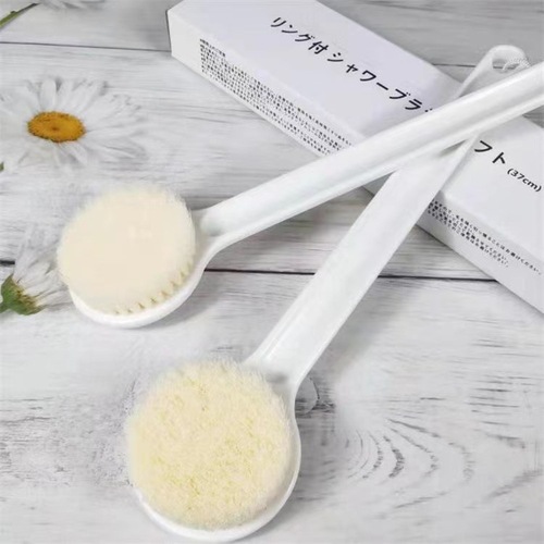 Bath brush, back rub artifact, bath brush with long handle, soft bristles, powerful, no need to ask for someone's back, bath brush, mud rub, back brush tool