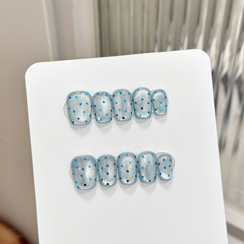 Starry Spring and Summer Wide Light Cat's Eye Nail Art Sequin Wave Dot Temperament Simple Short Pure Hand-worn Armor Wholesale