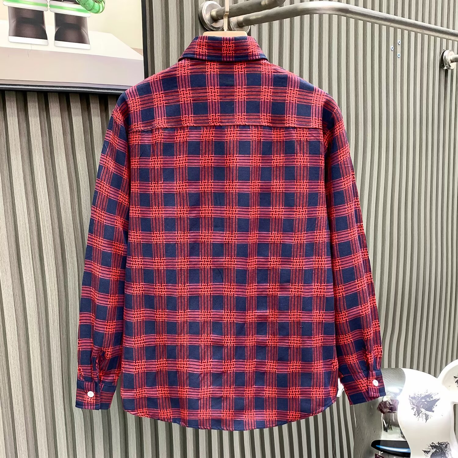 Lässiges Herren-Langarmhemd mit Karomuster – Japanisch inspiriertes, lockeres Hemd mit Knopfleiste (Grau/Blau/Rot, M-XXXL)_voghion.com