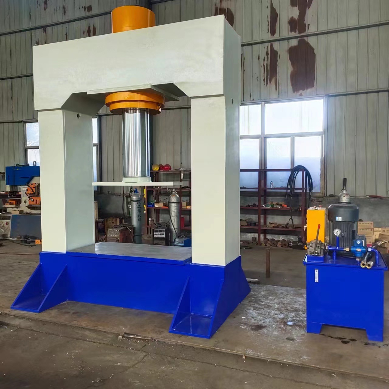 厂家直供新款400吨龙门折弯机 龙门式液压机 大框架式压力机