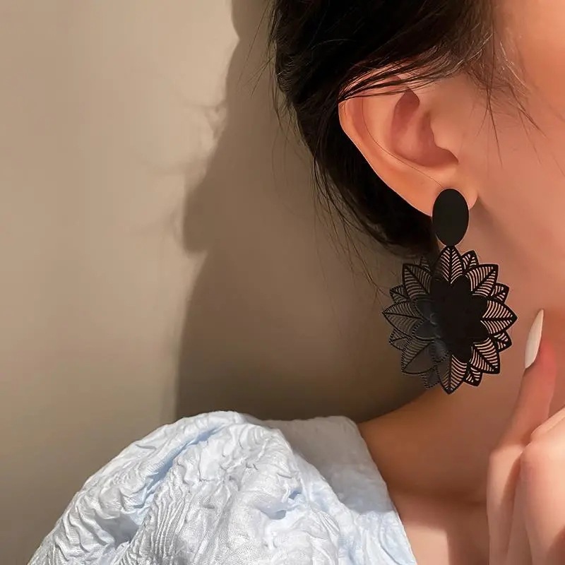 Alloy Material Geometric Pattern Fashion Geometric Plating Alloy No Inlaid Drop Earrings