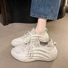 女鞋春秋季时尚休闲运动单鞋2025新款跨境代发潮流透气飞织布鞋女