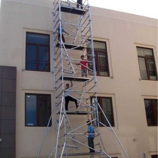 创笙悬梯脚手架 铝合金带踢脚板工厂园区佛山厂家铝制爬梯脚手架