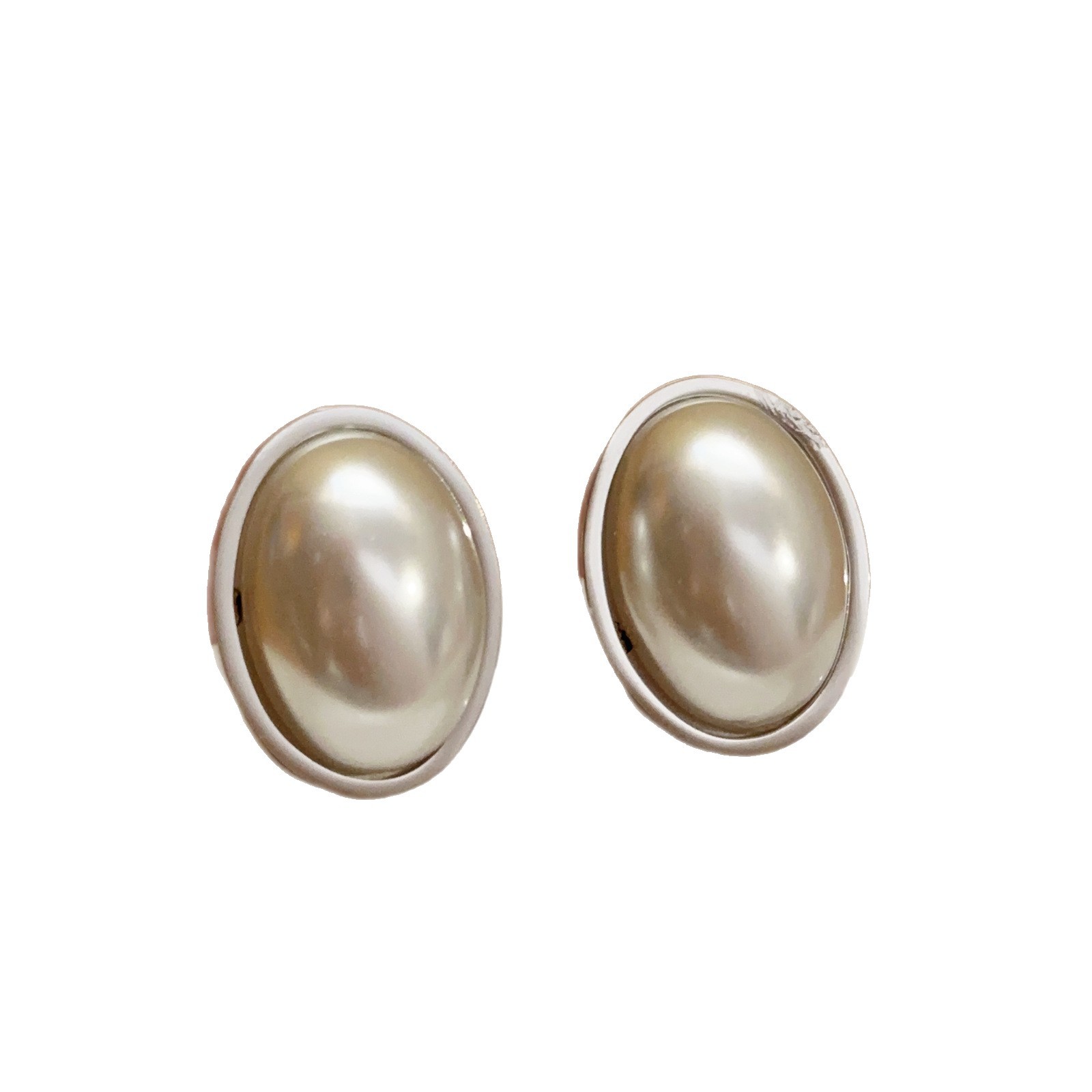 Traje de joyería de acero de titanio transfronterizo para mujer, temperamento retro, sentido de alta gama, sin decoloración, joyería de perlas de nicho al por mayor