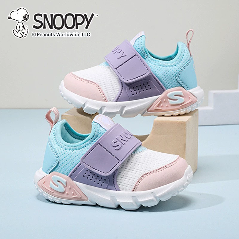 Детская дышащая обувь Snoopy для раннего возраста, для мальчиков, нескользящие спортивные кроссовки