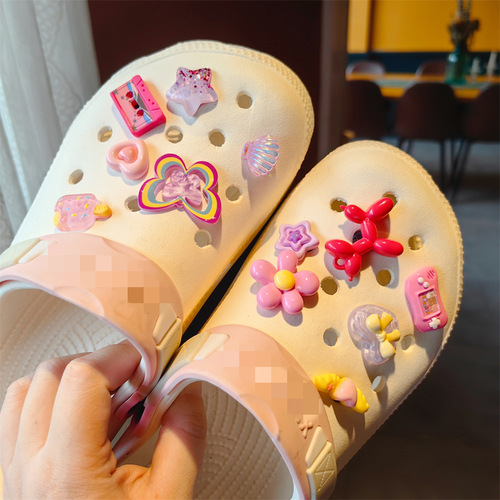 Little Red Book same style 3D Barbie Hot Girl Croc Shoe Flower Removable Balloon Dog Candy Butterfly DIY Decorative Buckle