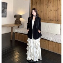 ��ɫ����ľ�����ߵ���ȹ����ȹŮ�޺ÿ��紺Ư���������ݰ���ȹ��