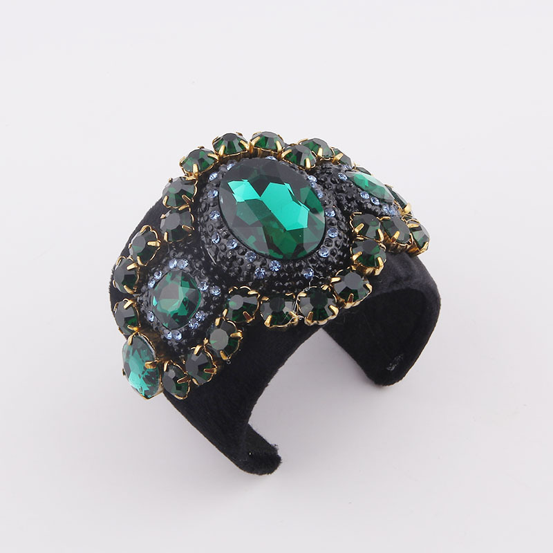 Baroque diamond metal bracelet wholesale