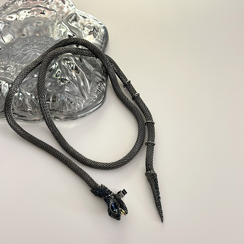 Collier serpent à pampilles avec strass pour femme_voghion.com