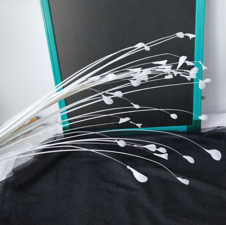 Colorido Reed flor blanco Pavo Real hierba artificial boda props T etapa plomo camino decorativo flor boda props diseño