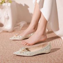 结婚鞋子孕妇平底新娘鞋香槟色2025水晶主婚纱秀禾两穿低跟不累脚