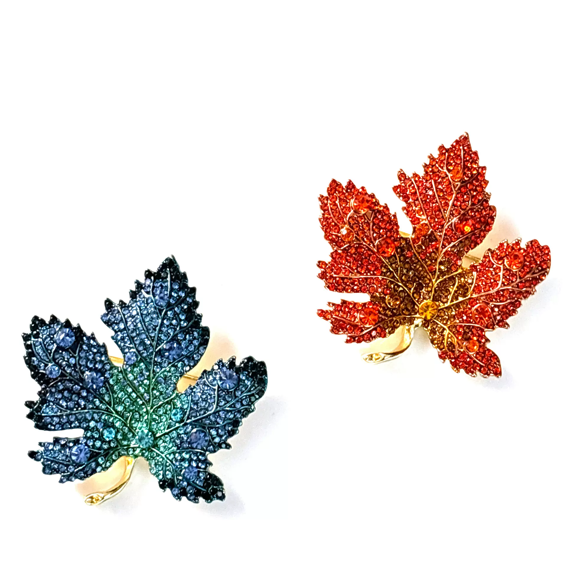 2024新款红色枫叶胸针高级感蓝色胸花女轻奢气质西装别针大衣配饰