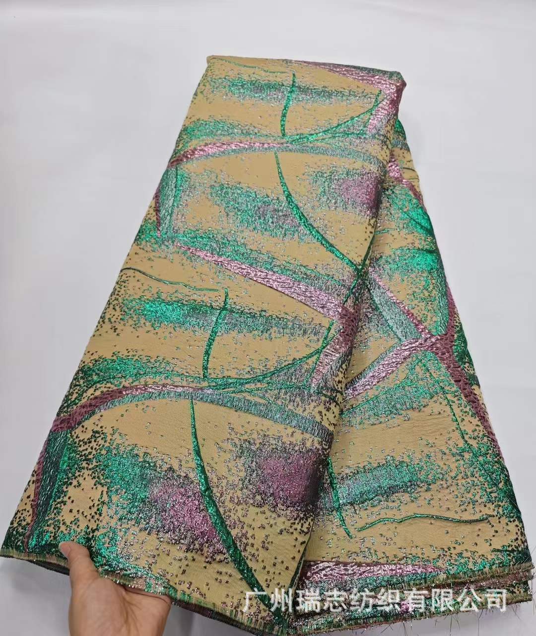 Patrón retro tela jacquard teñida en hilo Falda de mujer para banquete africano Vestido de novia Escenario Accesorios de vestuario Brocade