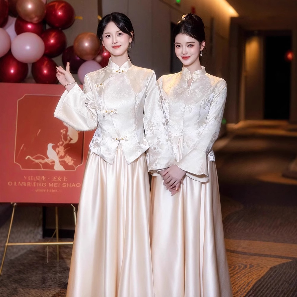 New Chinese-Style Cheongsam Bridesmaid Dress 2026 New Spring and Summer Champagne Color Sister Group Satin Dress Women Can Wear Daily