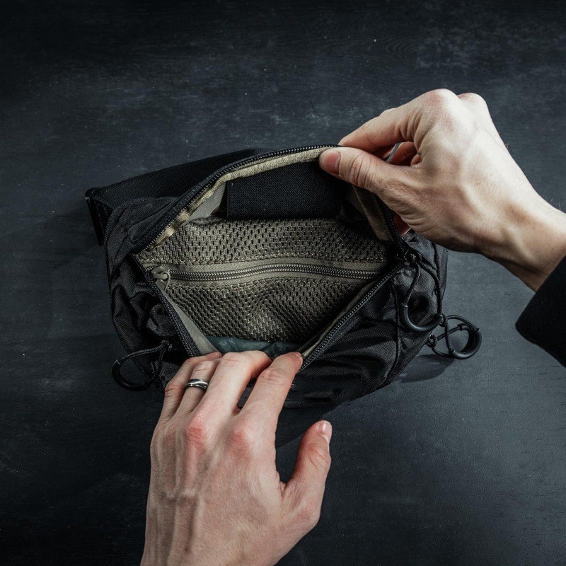 Inventario transfronterizo nuevo hombre y mujer bolso de hombro, bolso de cintura, bolso de cintura deportivo al aire libre para hombres y mujeres, bolso de pecho de montaña