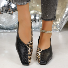 �r����ⱪ�yV������Ьͨ�ڴ����Ь��ʽ���|���^3cm�ָ��߸�ЬŮ