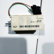 ʩ�͵� MN/UVR 200-250VAC/DC 33671