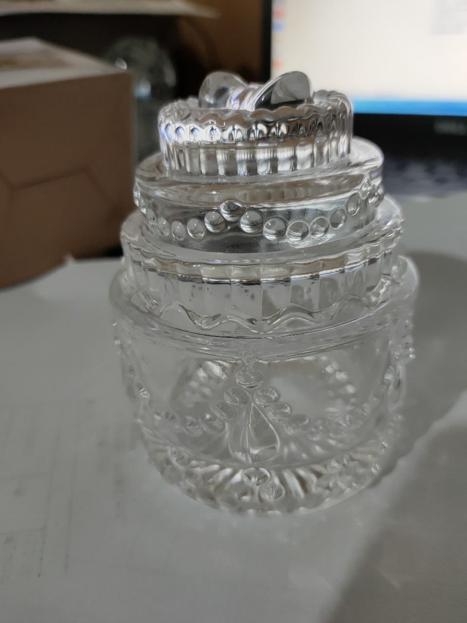 创意蛋糕造型水晶摆饰器皿 抽象外贸水晶雕刻玻璃糖缸 透明色摆件|ru