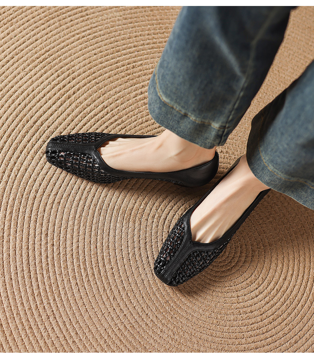 Giày sandal nữ mũi vuông gót thấp 3 cm da cừu hở bên — đen chi tiết 16