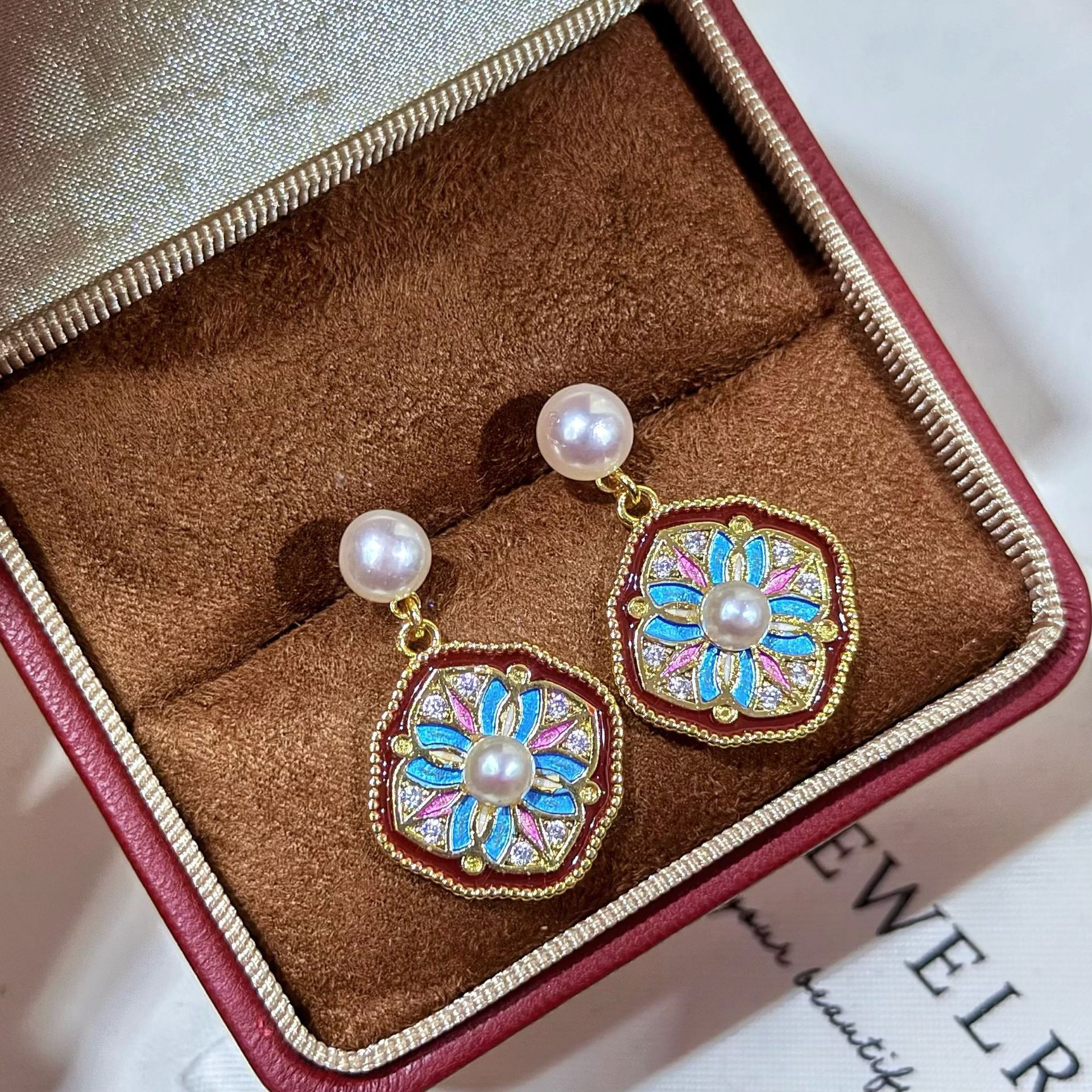 ����ʽ������԰ϵ��Ȼ��ˮ����������ܵ�׹���ݸ��ŵ���������װ