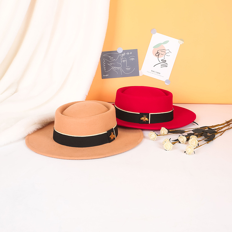 Sombrero de otoño e invierno lana pura cóncavo-cúpula convexa 8cm ala ancha sombrero de lana sombrero de fieltro de moda británica europea y americana al por mayor