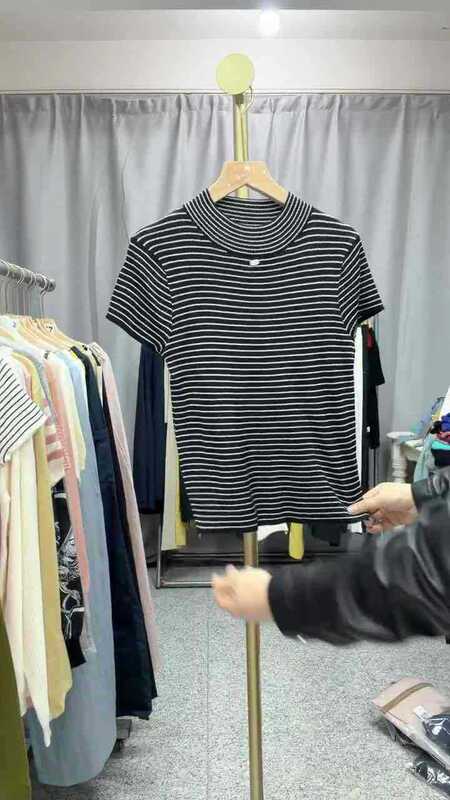 No. 1 Is Non-Returnable, Silk Wool Blend, 80 to 60kg Approximately, Length 50 No. 1 Is Non-Returnable, Silk Wool Blend, 80 to 60kg Approximately, Length 50