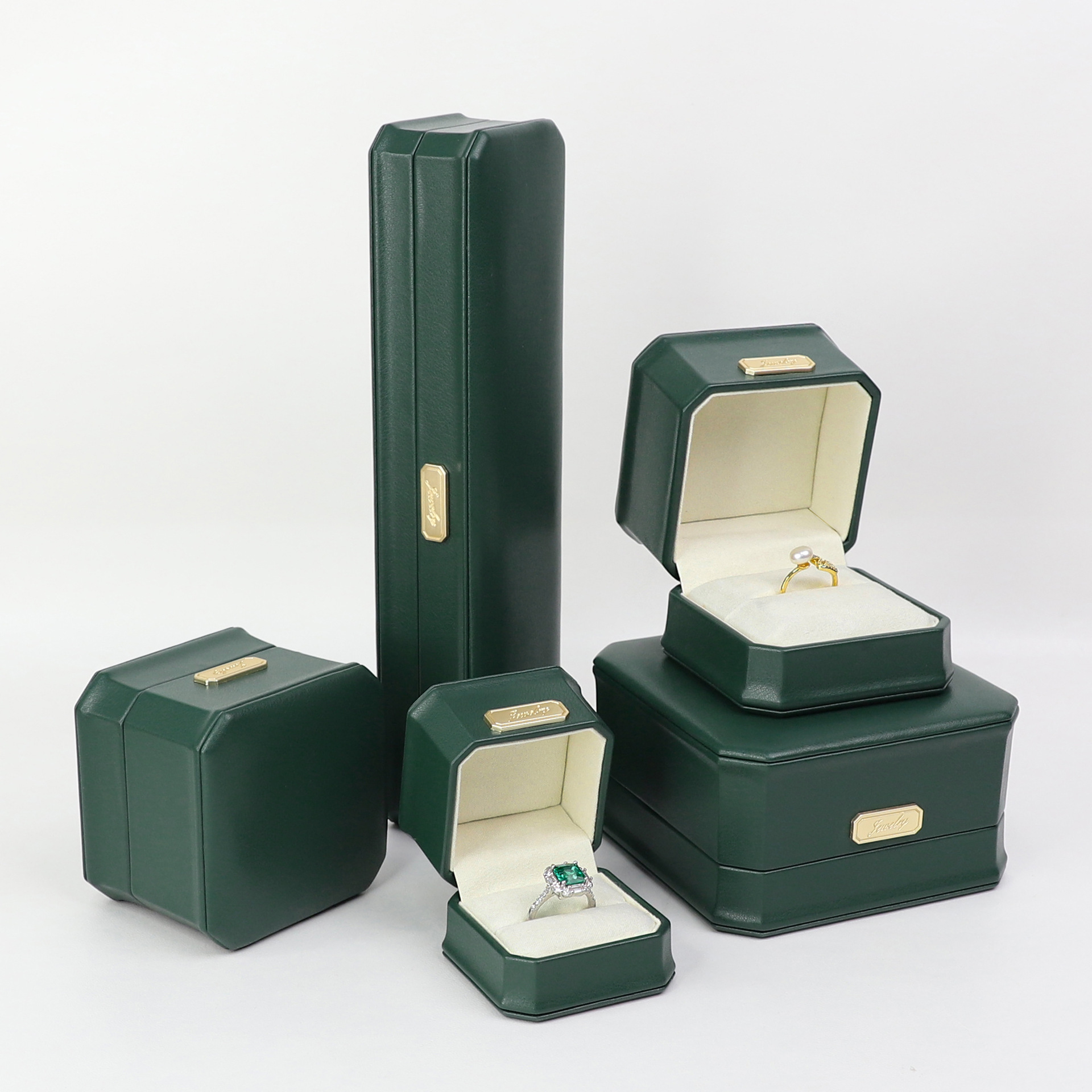 D형 [녹색] 반지 상자;