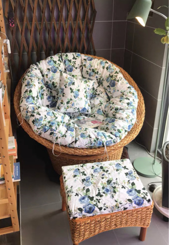 Wholesale Chinese-style balcony tea table and rattan chair set of three, outdoor courtyard single backrest leisure rattan chair